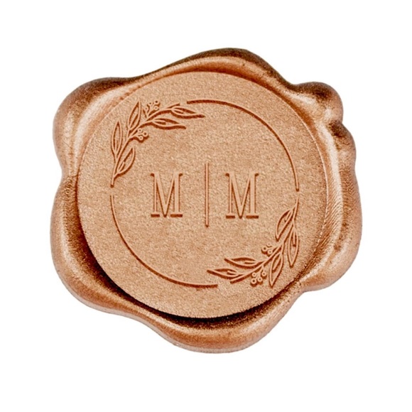 🆕Kylie Cosmetics Lip Kit Shade “Head Over Heels” - Picture 4 of 6